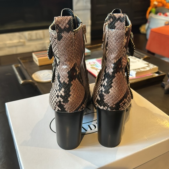 Steve Madden Hattie snakeskin boots - Picture 8 of 9